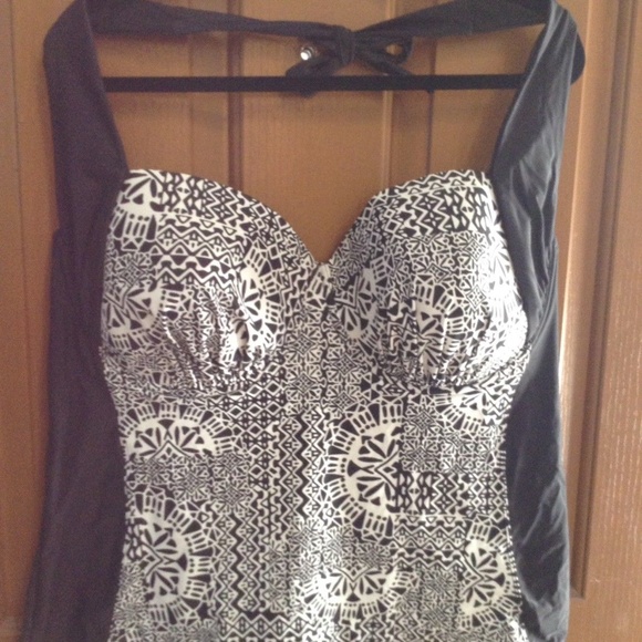 Catalina Other - Tribal Print Halterkini Swimsuit Top 2X